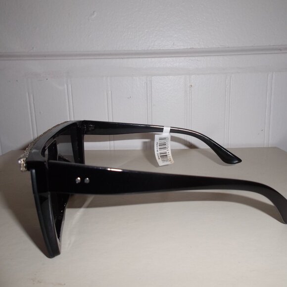 Sunglasses Black with Rhinestones - Picture 6 of 9